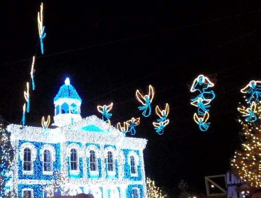 Osborne Family Spectacle of Dancing Lights at Disney's Hollywood Studios