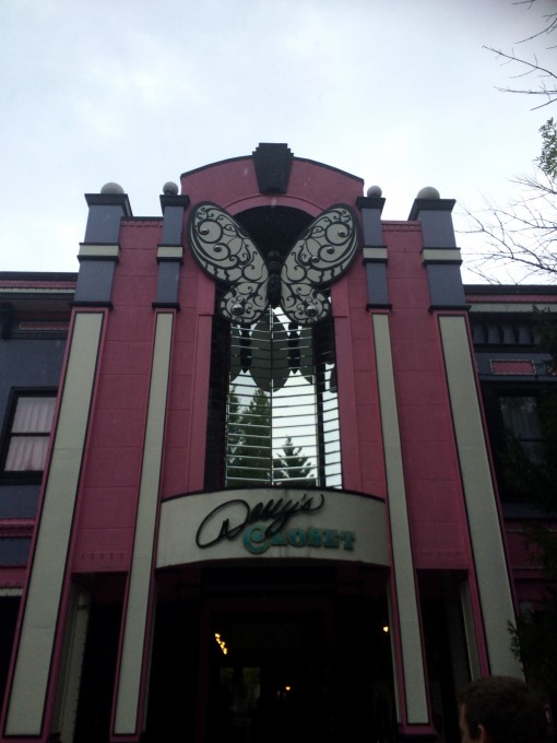 Dolly's Closet at Dollywood